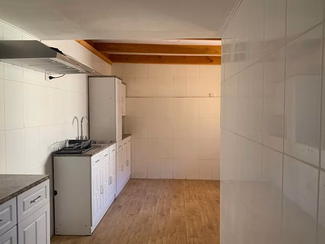 SE VENDE: Casa como nueva - Imagen 10