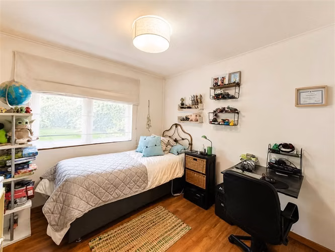 Vendemos Excelente Casa en Parque Universitario, Talca - Imagen 11