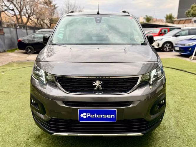 PEUGEOT RIFTER RIFTER ALLURE BLUEHDI 130 EAT8 - 2022 | 2982 - Imagen 4