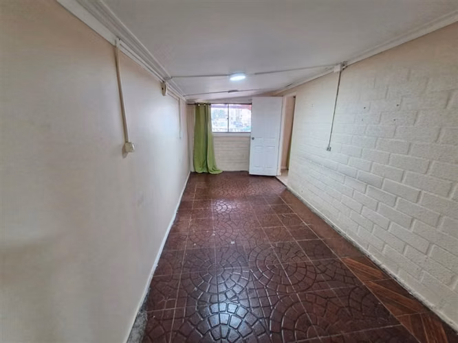 Casa en Venta 4D + 3B + 2E frente a Plaza Padre Hurtado