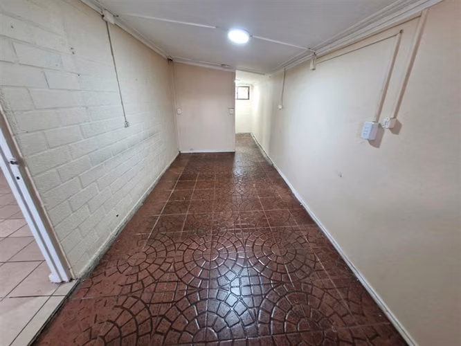 Casa en Venta 4D + 3B + 2E frente a Plaza Padre Hurtado