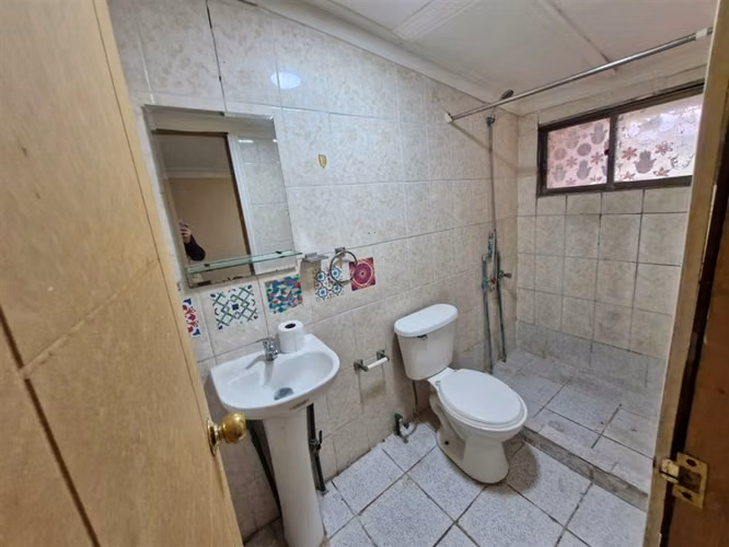 Casa en Venta 4D + 3B + 2E frente a Plaza Padre Hurtado