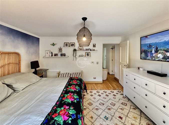 Venta de casa 4D 4B cerca Santiago College Lo Barnechea