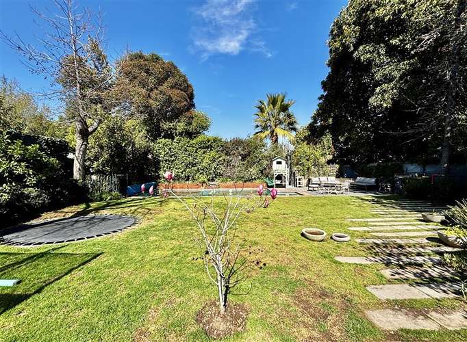 Venta de casa 4D 4B cerca Santiago College Lo Barnechea