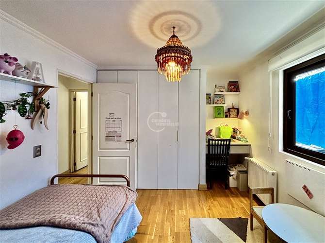Venta de casa 4D 4B cerca Santiago College Lo Barnechea