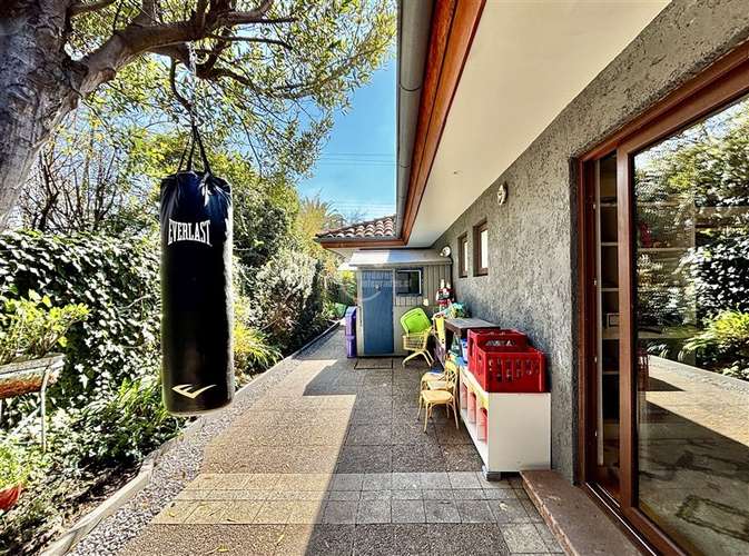 Venta de casa 4D 4B cerca Santiago College Lo Barnechea