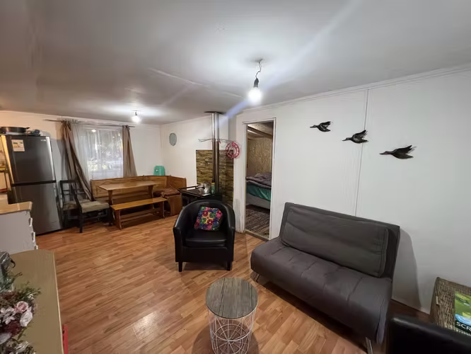 Vendo terreno con cabaña en Recinto, totalmente equipada, cesión de derechos.