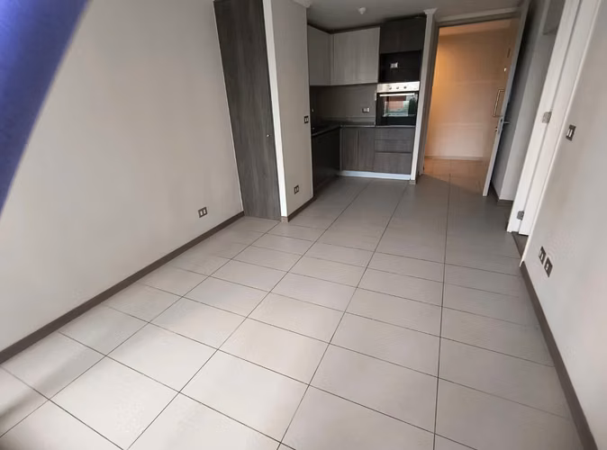 Moderno departamento de 34 m² con balcón y piscina – Independencia