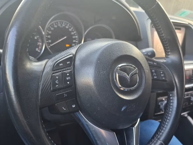 MAZDA Cx-5 2.0L AT R 4X2 año 2017