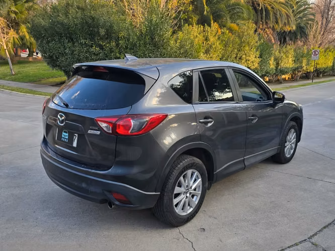 MAZDA Cx-5 2.0L AT R 4X2 año 2017