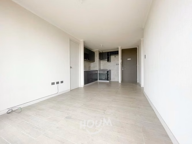 Departamento en Avenida Los Claveles