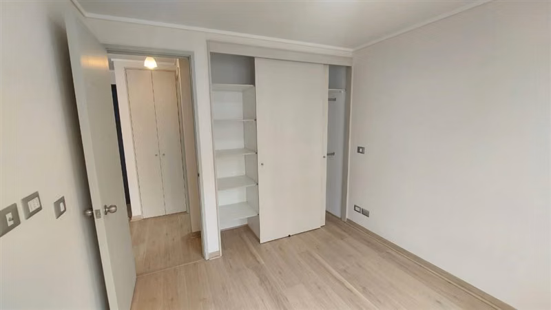 Departamento en arriendo de 2 dorm. en Viña del Mar, cerca U
