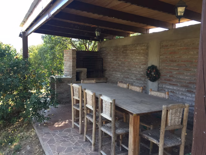 SE VENDE SITIO CON AMPLIA CASA EN LOCALIDAD SANTA ROSA, SALAMANCA