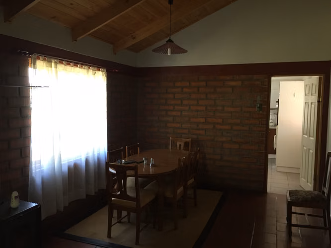 SE VENDE SITIO CON AMPLIA CASA EN LOCALIDAD SANTA ROSA, SALAMANCA