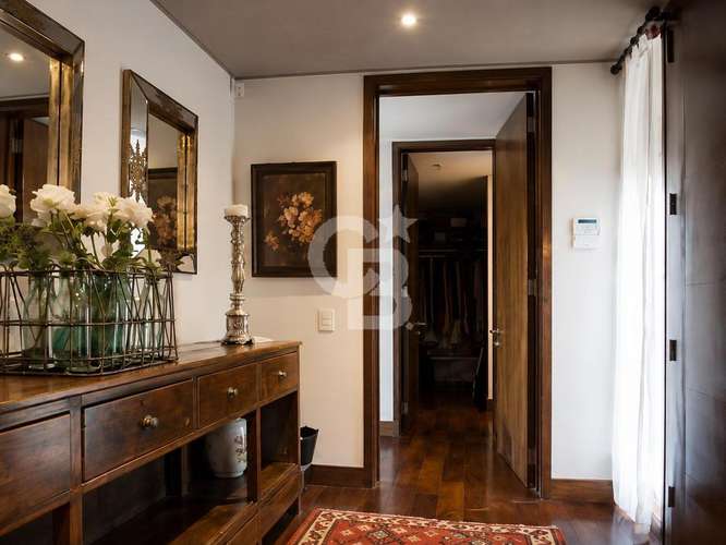 Venta. Casa a pasos colegio Everest, Los Trapenses. - Imagen 3