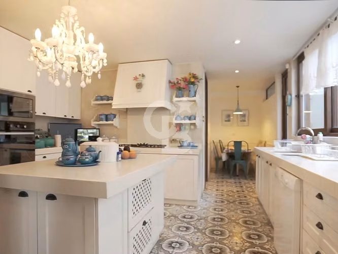 En Venta y Arriendo, Gran Casa en Golf de Manquehue - Imagen 6