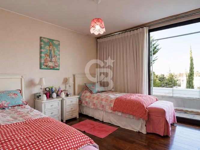 En Venta y Arriendo, Gran Casa en Golf de Manquehue - Imagen 14