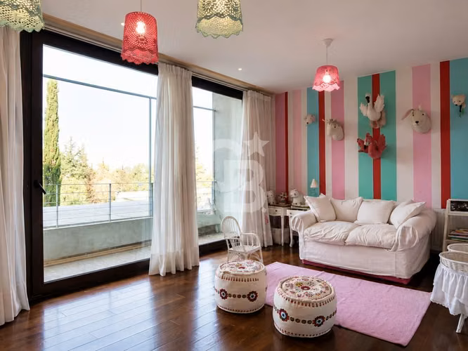 Venta. Casa a pasos colegio Everest, Los Trapenses. - Imagen 14