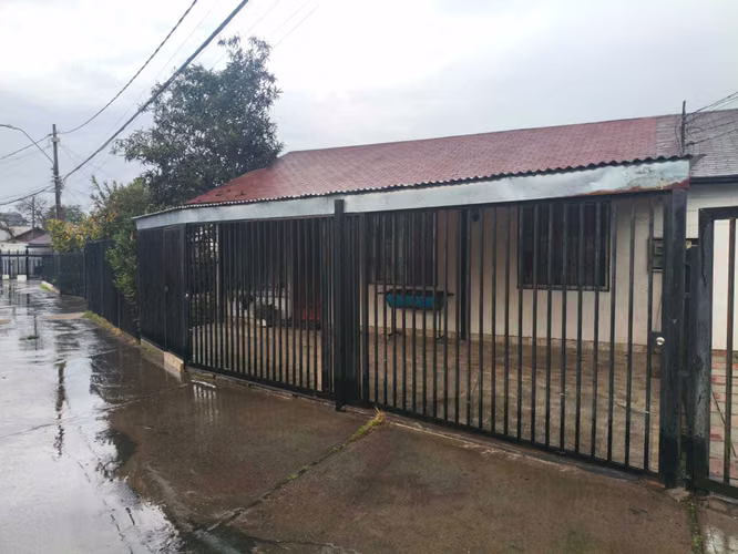 Vende Casa en Cerrillos cerca Mall Plaza Oeste (179303)