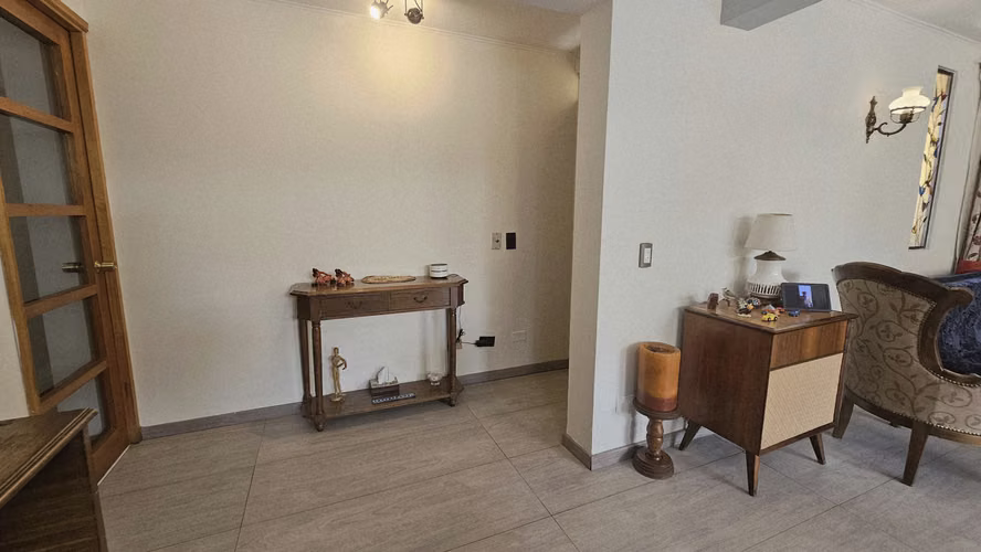 AMPLIA CASA EN ARRIENDO 5 DORMITORIOS PISCINA EN PEÑALOLEN