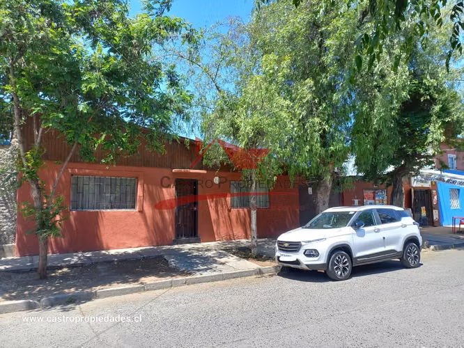 Casa de Un Piso con 3 Dormitorios, 1 Baño, Renca.