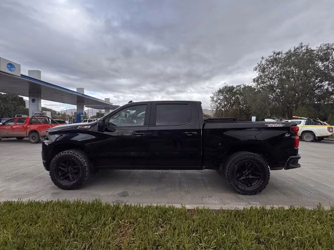 CHEVROLET SILVERADO TRAIL BOSS 5.3 V8 4X4 Z71