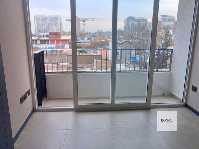  Arriendo Departamento 1D + 1B | Nuevo, Moderno y a Minutos del Metro | $350.000