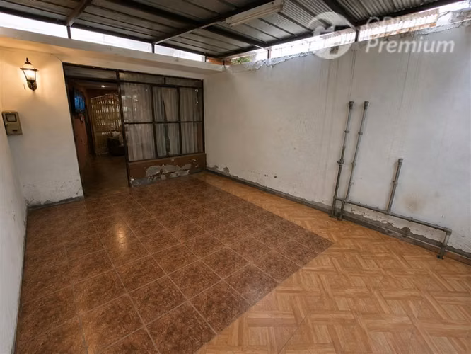 Venta de casa 4dor.1B por Pasaje Agustín Marin - Imagen 4