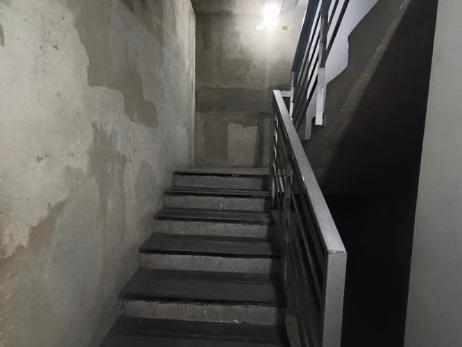 Destacado Local Comercial de 4 Pisos en Pleno Patronato – Recoleta