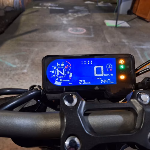 2023, HONDA CB650R, 1.447Km