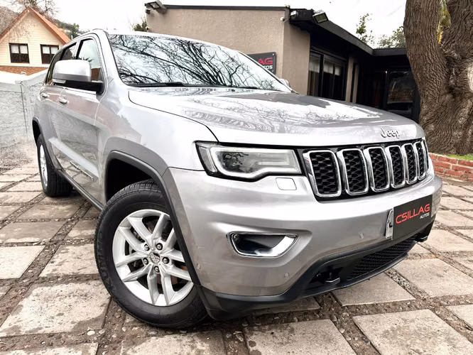 JEEP GRAND CHEROKEE LAREDO 4X4  2017