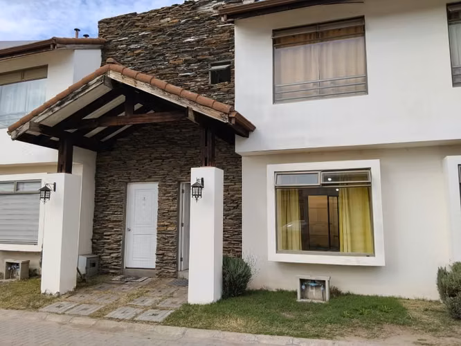 VENTA DE CASA TIPO DEPARTAMENTO EN  QUILPUE