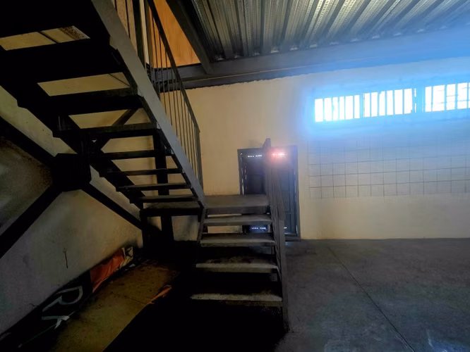 Arriendo local comercial en el centro