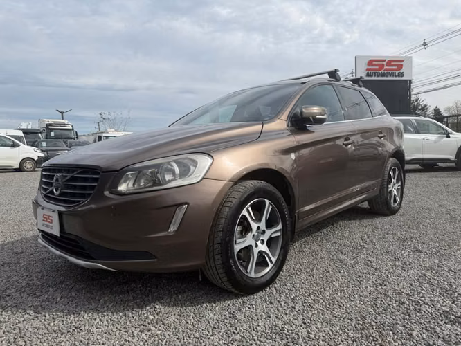 VOLVO XC60 2.0 D4 4X2 AT 2014