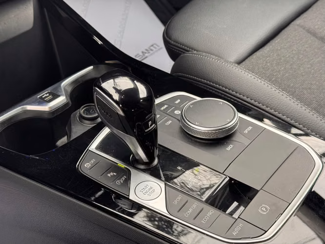 BMW 118 DYNAMIC 1.5 AT 5PTAS 2024