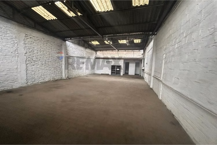 Propiedad comercial 346 m² en av. portugal