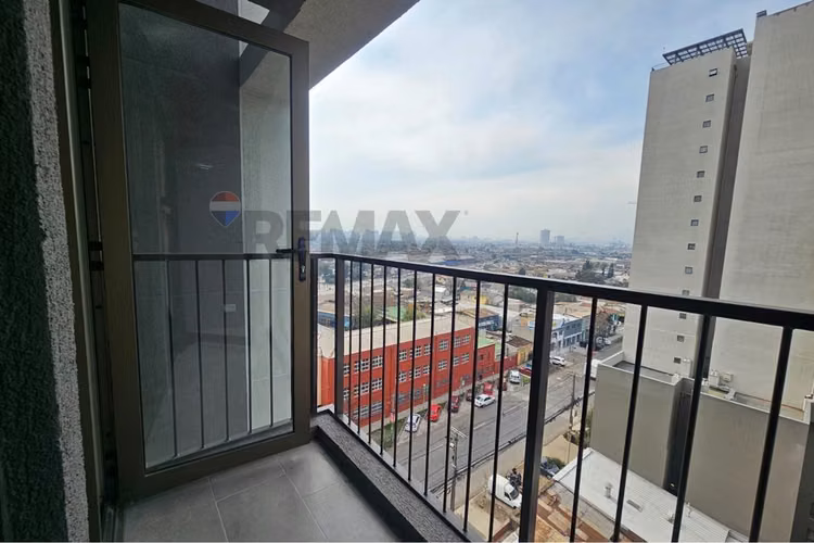 Estrena 1d con terraza a pasos del metro