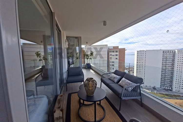 Exclusivo 2d/2b en costas de montemar