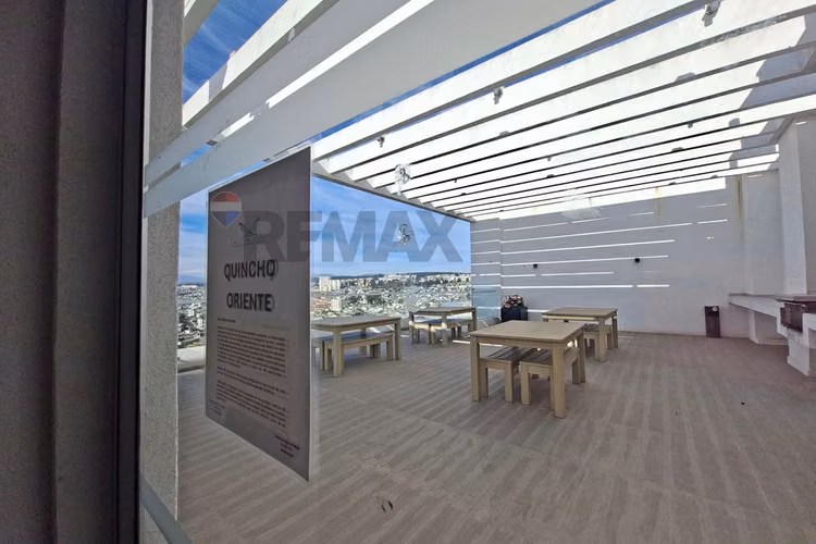 Exclusivo 2d/2b en costas de montemar