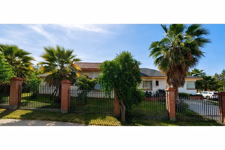 Casa en venta 1.950 m² de terreno – machalí