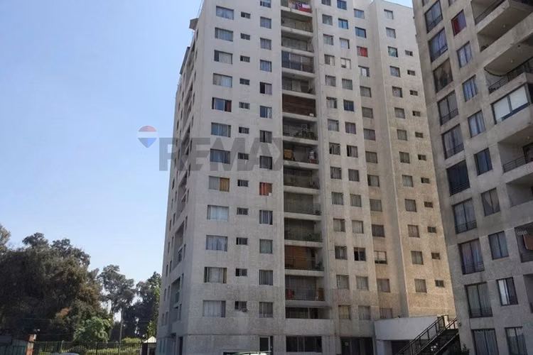 Amplio depto. con gran terraza y hermosa vista