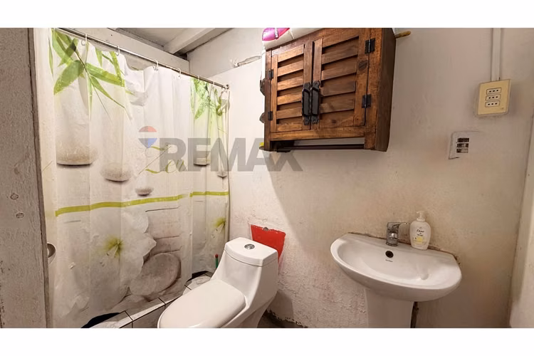 Vive seguro en renca: casa con cámaras en sector - Imagen 7