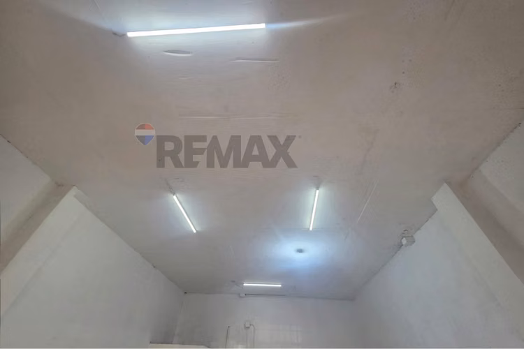 Arriendo comercial  esquina grecia con molineros
