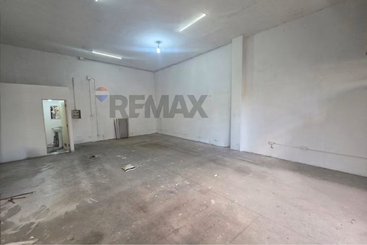 Arriendo comercial  esquina grecia con molineros