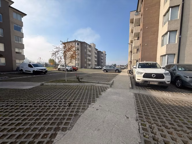 ARRENDAMOS DEPARTAMENTO 3D 2B CON ESTACIONAMIENTO