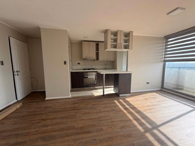 ARRENDAMOS DEPARTAMENTO 3D 2B CON ESTACIONAMIENTO