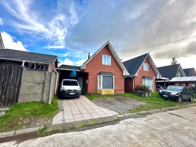 CASA FAMILIAR EN EXCELENTE SECTOR BOSQUE ENTRE RÍOS