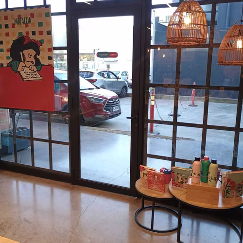 Amplio Local Comercial con Gran Visibilidad (179311)