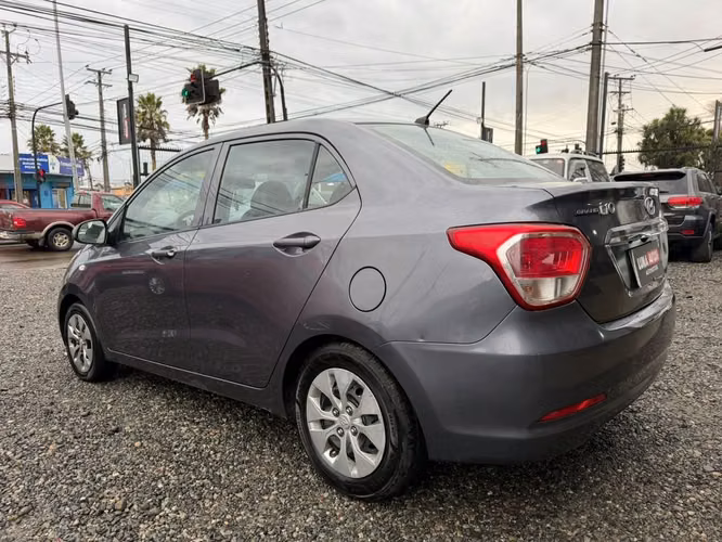 HYUNDAI GRAND I10 2017