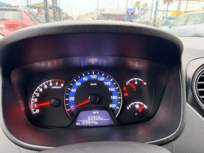 HYUNDAI GRAND I10 2017